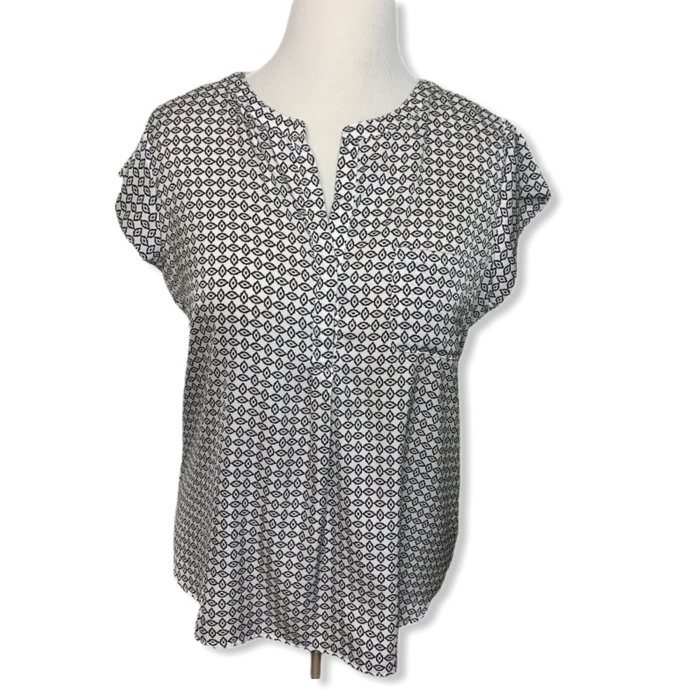 Liz Claiborne® Cap-Sleeve Popover Shirt